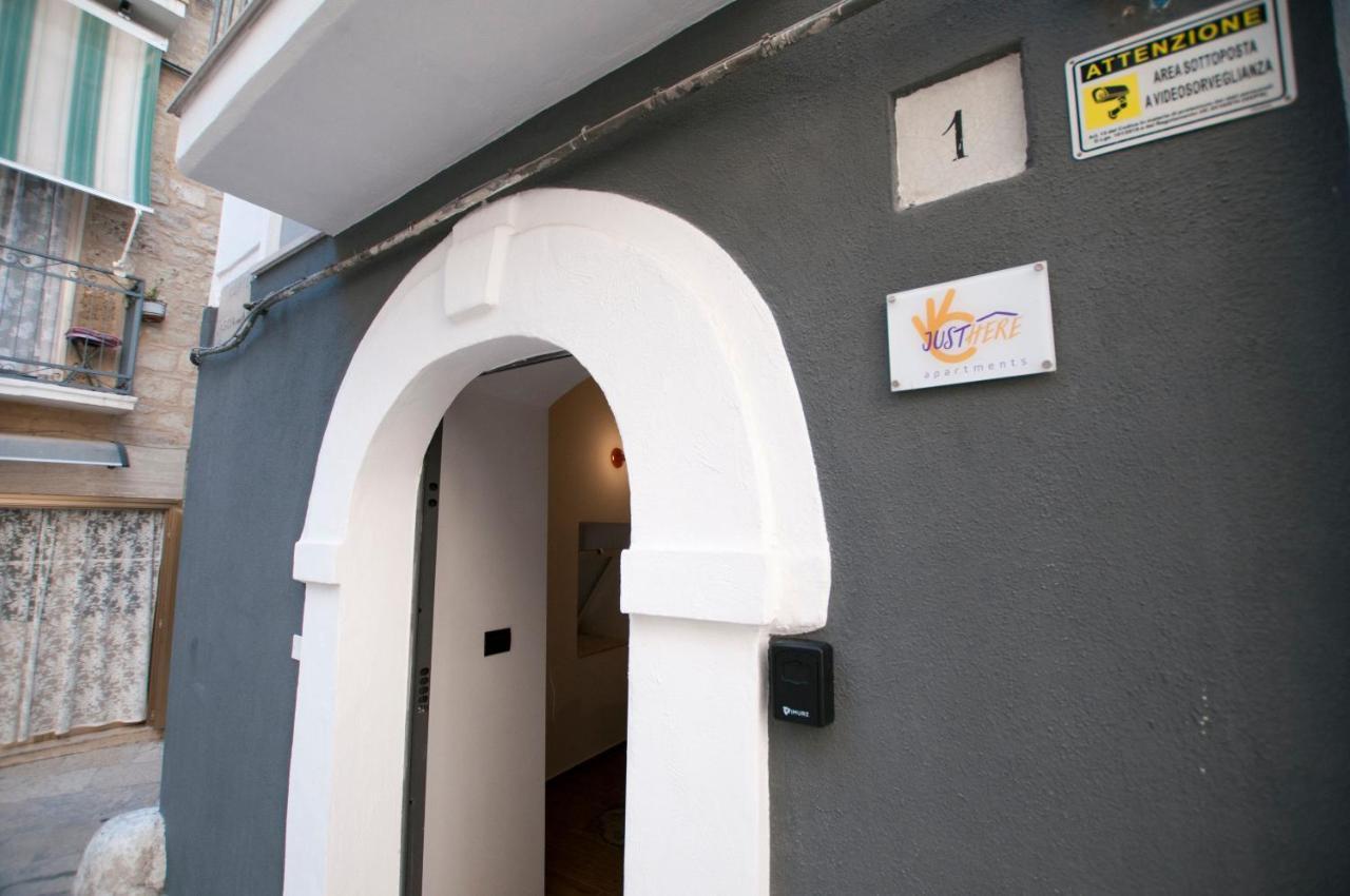 בארי Just Here Apartments - Lascia Fare A Dio מראה חיצוני תמונה