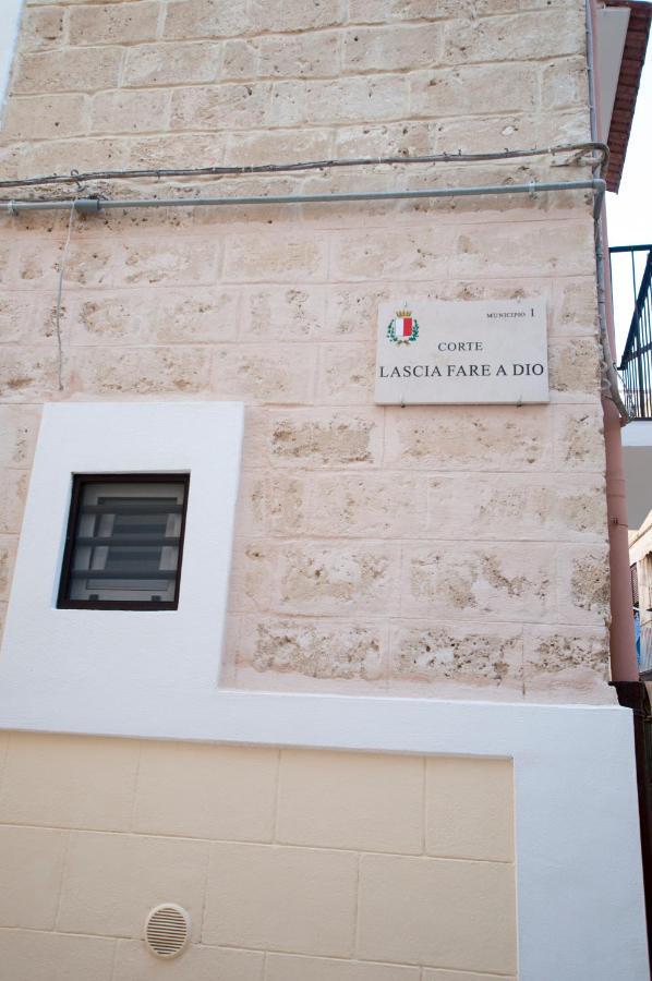 בארי Just Here Apartments - Lascia Fare A Dio מראה חיצוני תמונה